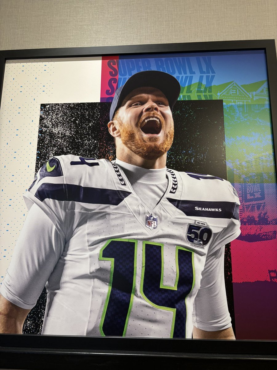 Ya en San José ! Go Seahawks!!! <a href="/Seahawks_Mexico/">Seahawks Mexico</a> #SBLX