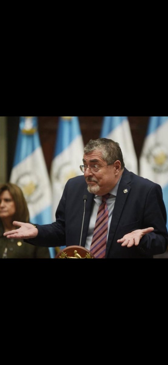 JorgePhilips2's tweet image. #HastaQueCaigaArevalo 
#semillaNOPUEDE
Me uno a la campaña para pedir la renuncia, juicio y condena del criminal de izquierda y extranjero @BArevalodeLeon INÚTIL impuesto por fraude y toda su clica de semilla por corruptos, inutiles y aliados de narcos.

GUATEMALA ES PRIMERO ☝🏼🇬🇹…