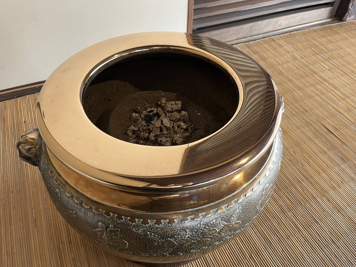 火鉢ひとりじめ🔥