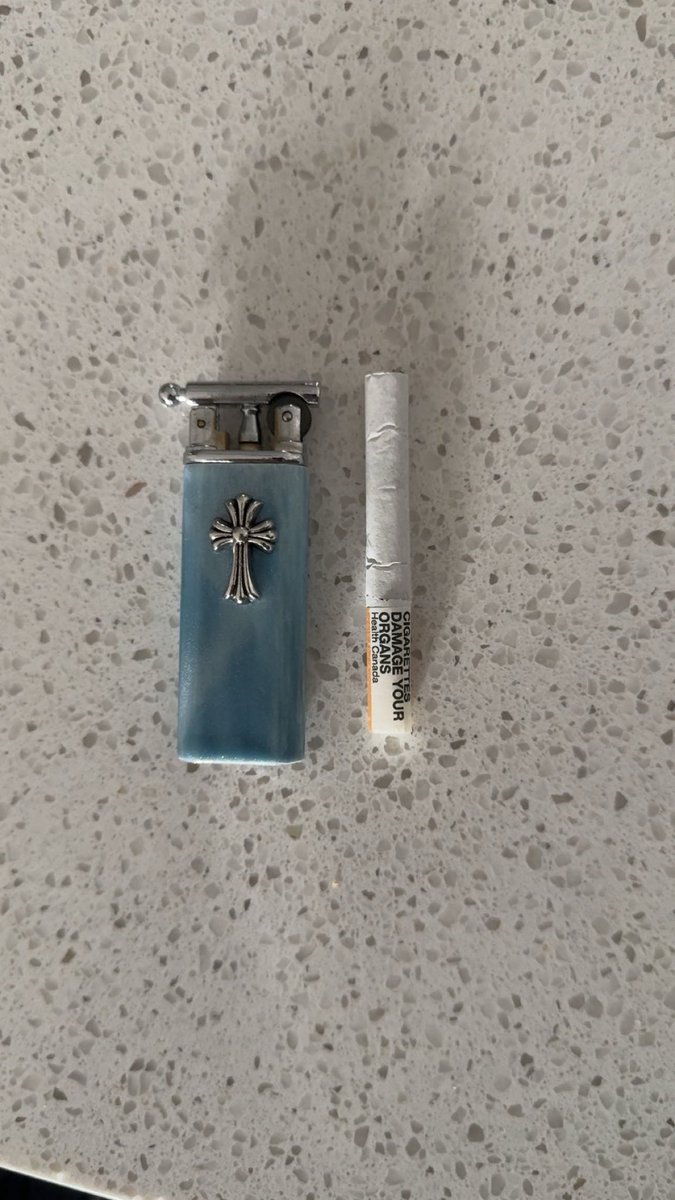 exclasx's tweet image. how can it be bad if i look cool doing it