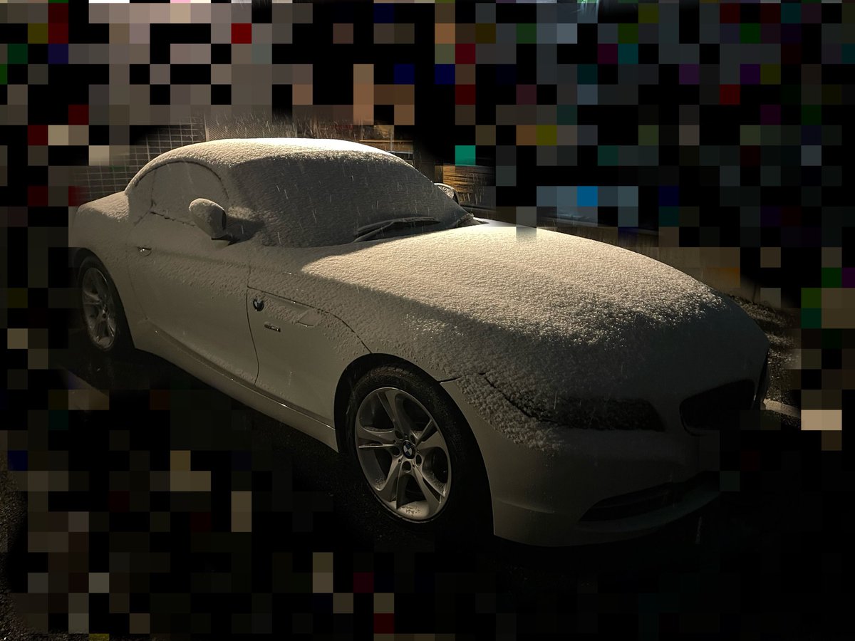 コンビニに酒買いに行こうとしたらこれ。なんでやねん