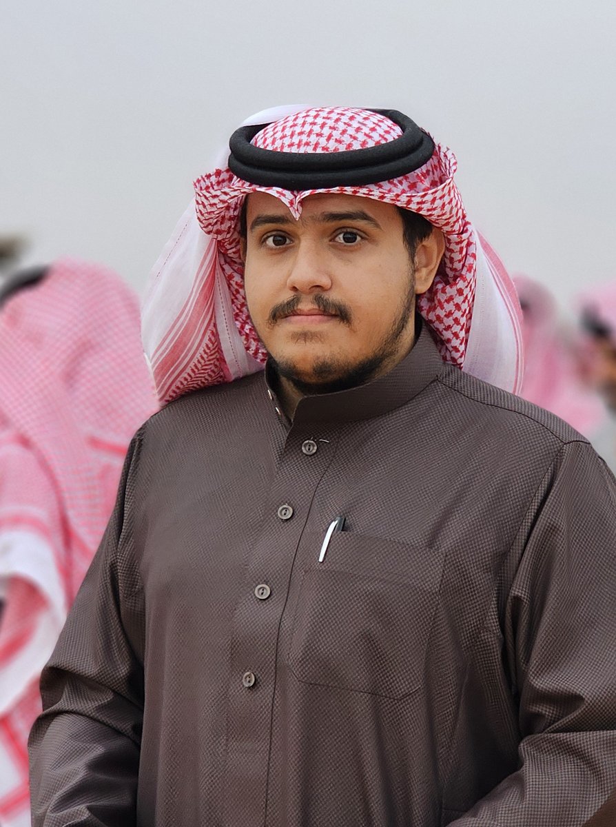 نتقدم بالشكر الجزيل لأعضاء اللجنة الإعلامية: 
- عبدالله بن عبدالعزيز الجريوي . 
- سيف بن سليمان الجريوي . 
- فيصل بن صالح الجريوي . 
الذين جادت عدساتهم بتغطية مخيم الأسرة الربيعي السادس عشر، والخروج بألبوم حافل بتوثيق مختلف الفعاليات المصاحبة للمخيم.⛺️📷
 
#أسرة_الجريوي