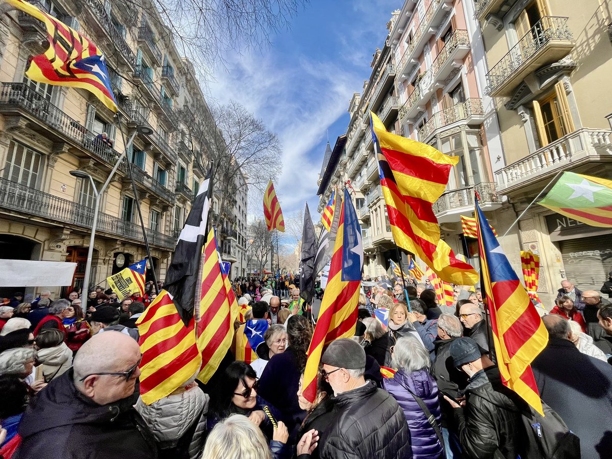 XaviVidi's tweet photo. #ElGovernDeTothom té a tothom emprenyat !!
#MercoSur
#PrimerSector
#Janhihaprou
#SenseTrensNoHiHaFutur
#Rodalies https://t.co/uGDMNic7IB