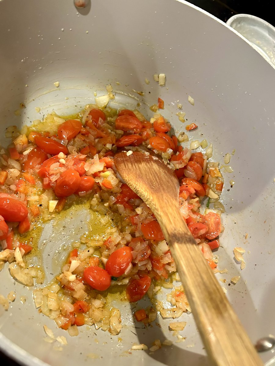 whatkenatetoday's tweet image. Ready to stew.