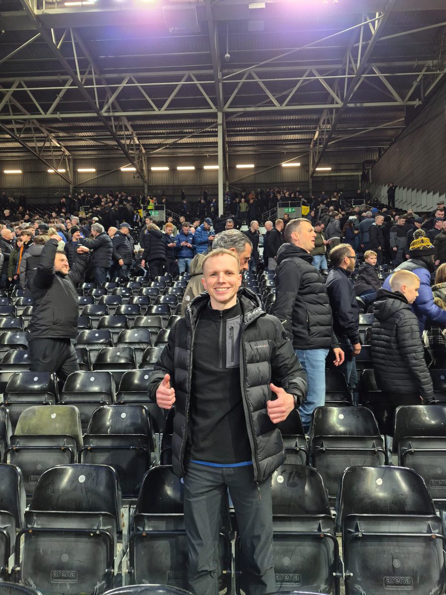 Jay Deak tweet media