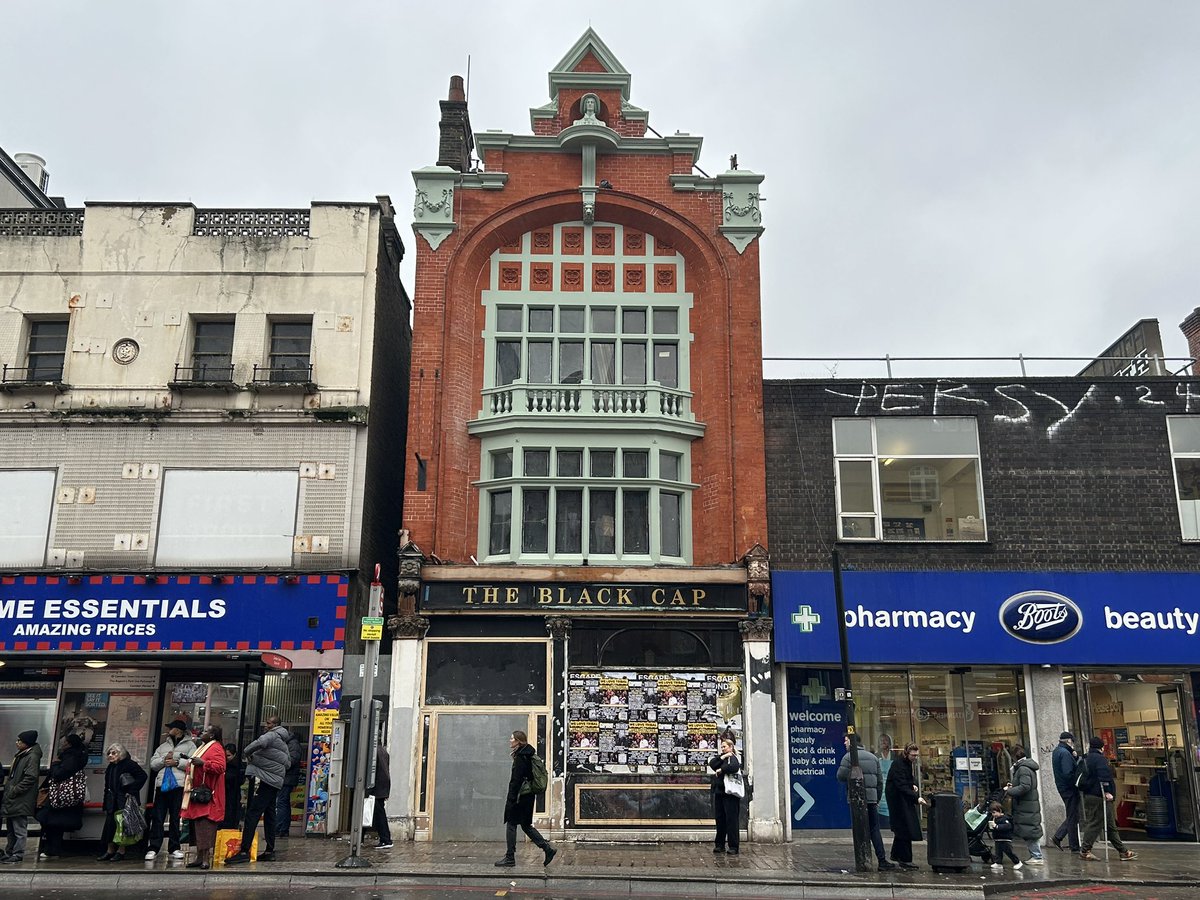 Saving London Pubs tweet media