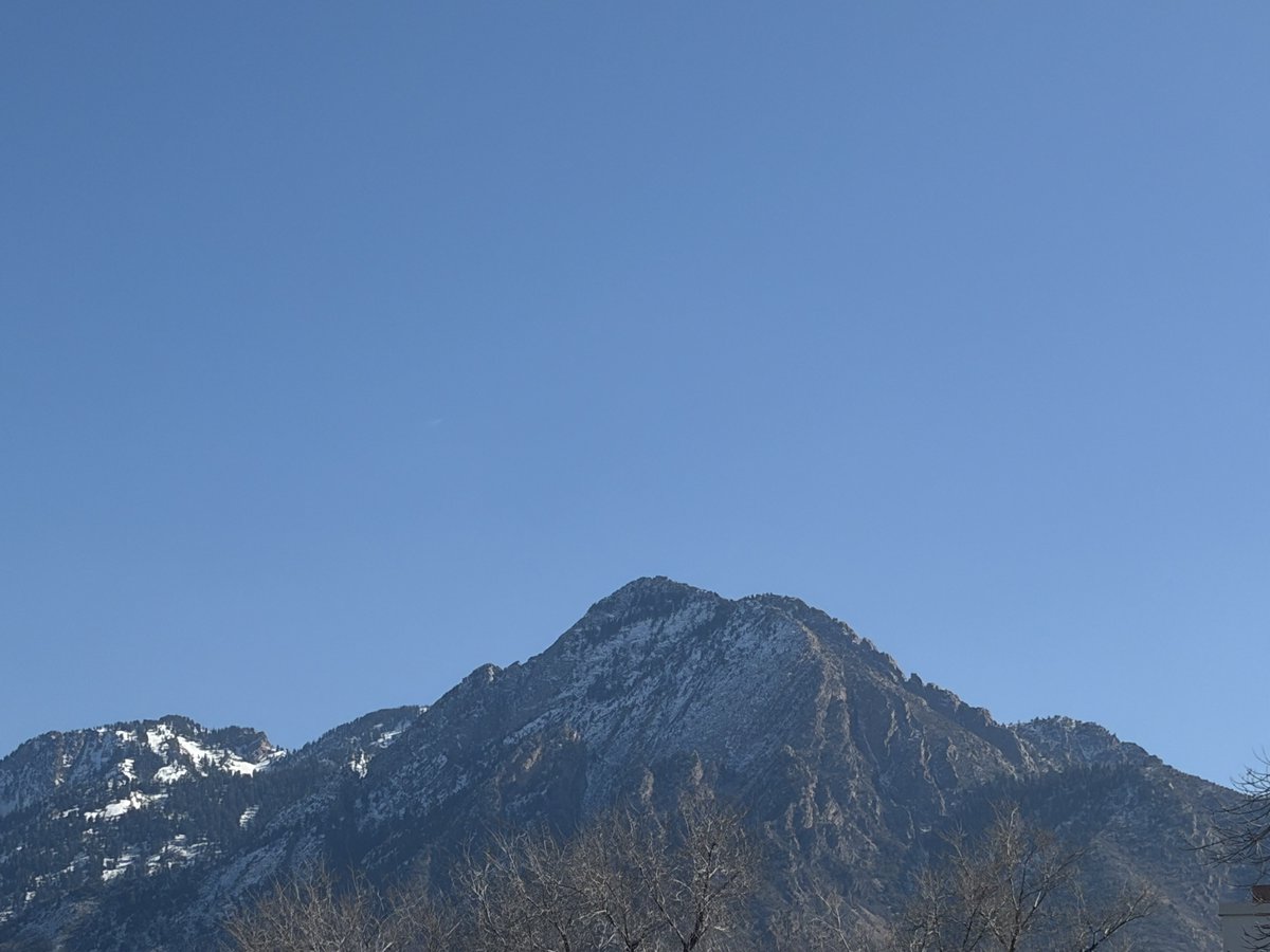 MargaretBusse's tweet photo. These sunny, beautiful days are giving me anxiety…
#mtolympus
#february
#nosnow https://t.co/sadHutFIjz