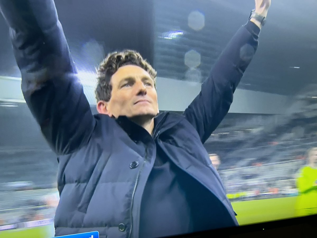 Jim White tweet media