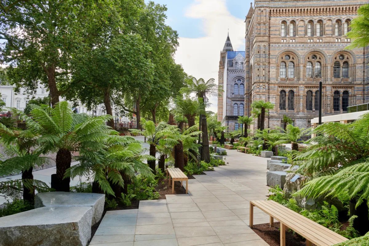 alan crawford tweet media