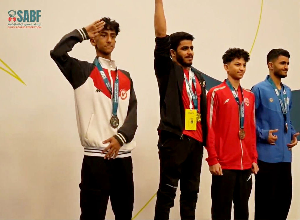 Aghar_Club's tweet photo. حصول لاعب نادي الأغر الرياضي اللاعب/ منصور حسن الحارثي على المركز الثاني🥈على مستوى المملكة في بطولة الفئات السنية في لعبة الملاكمة 🥊، ألف مبروك له ونستبشر له بمستقبل واعد. @Saudi_Boxing_F https://t.co/n499PQm5Zf