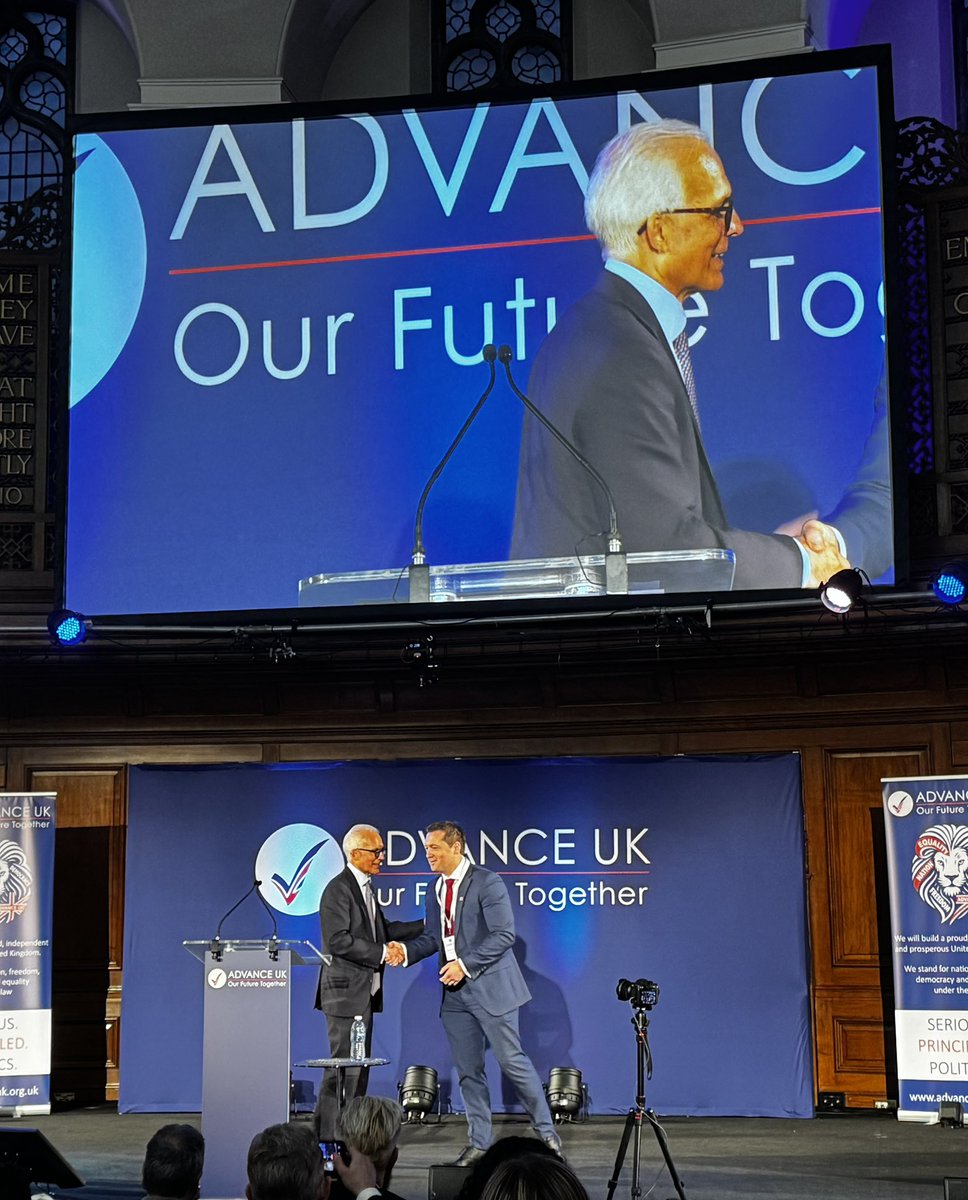 TopTerf's tweet image. It really was a wonderful afternoon. It’s clear that the UK needs @_AdvanceUK and @benhabib6 !

Back up to Manchester now and out in G and D tomorrow for @NickBuckleyMBE 💪

Thank you to everyone for a marvellous and enlightening event. 

🇬🇧@RichardTomo5