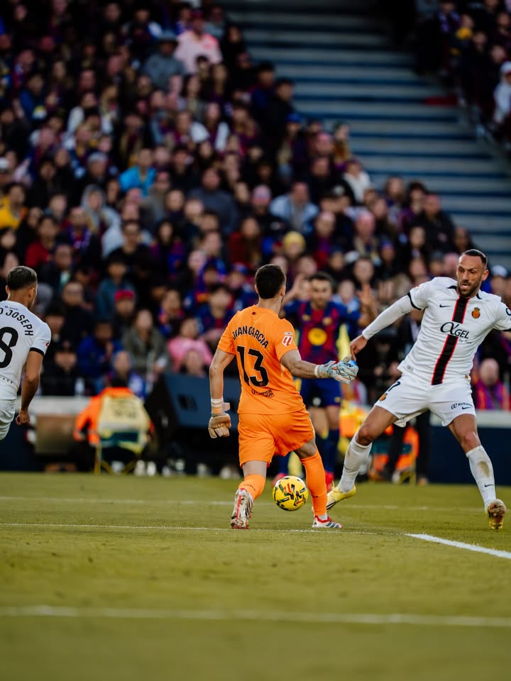 FCB World tweet media