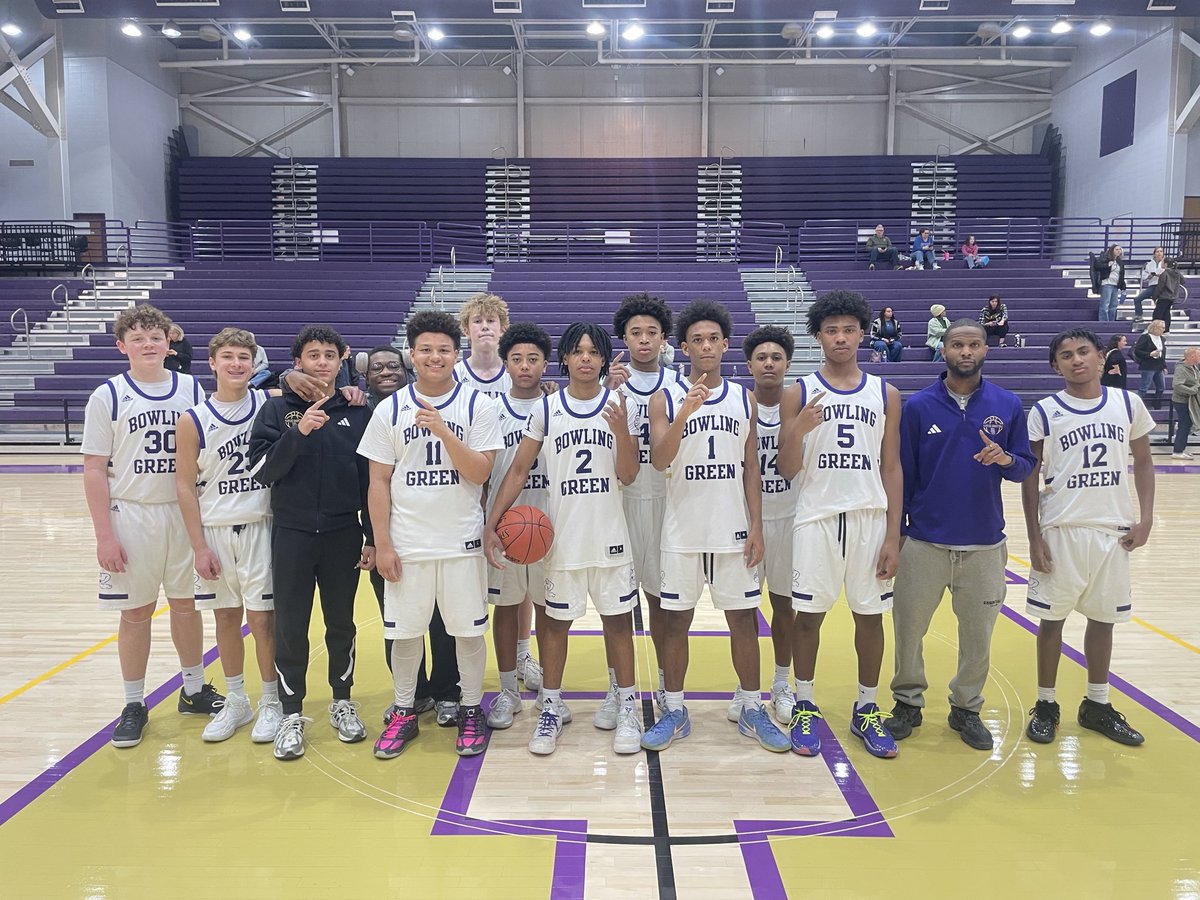 BgPurplesAth's tweet photo. Congrats to the Purples freshman team on a district championship!  The future is bright! https://t.co/EJB7Gn43Wc