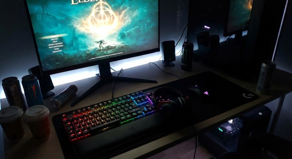 Astypol's tweet photo. name a game that is actually a 10/10. no nostalgia allowed.

#GamingTwitter #Gaming #VideoGames https://t.co/kWGEWHcurh