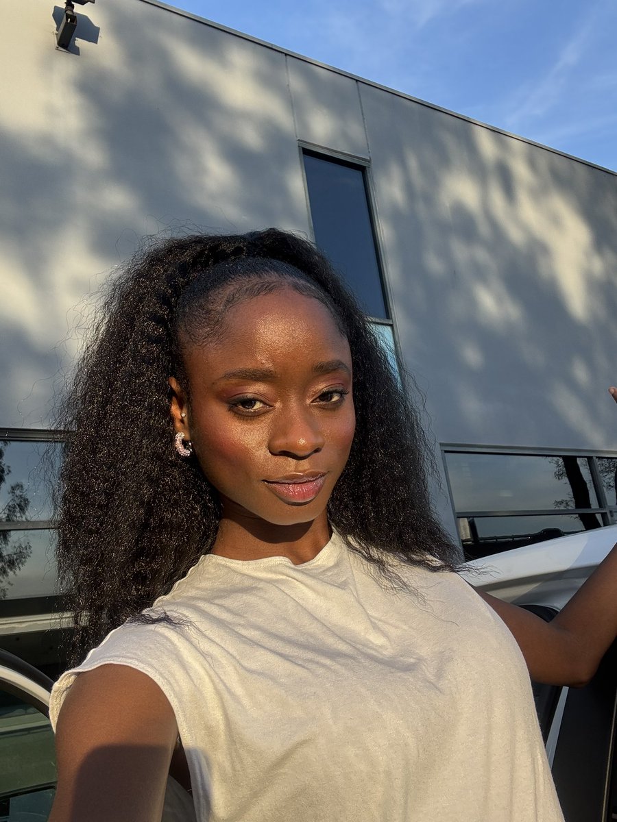 ASMA ❤️‍🔥🇸🇱 (@tekyabreathaway) on Twitter photo 