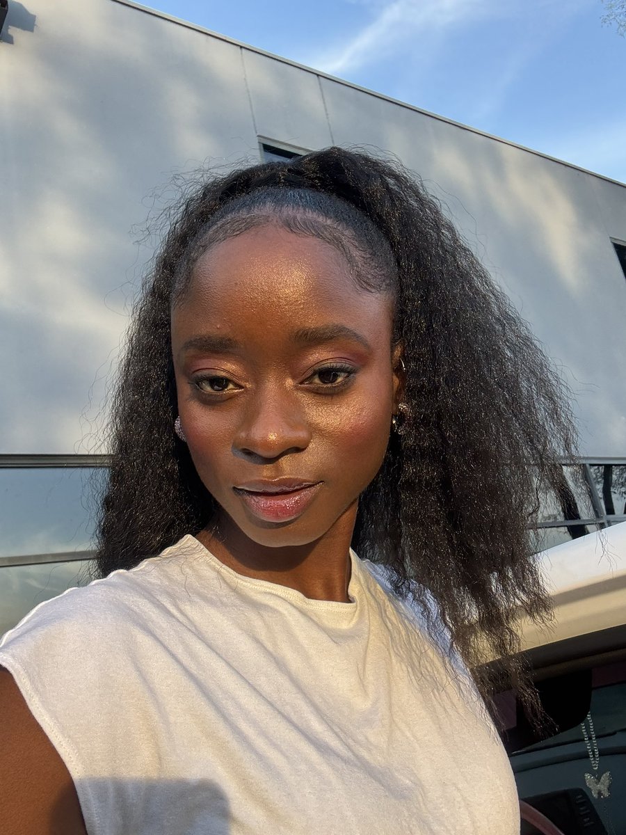 ASMA ❤️‍🔥🇸🇱 (@tekyabreathaway) on Twitter photo 