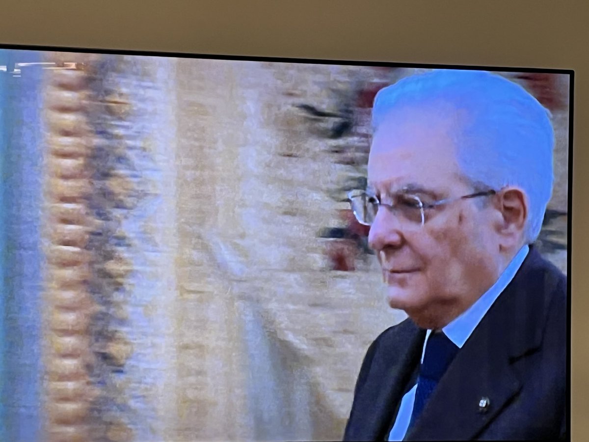 #referendum #Mattarella straordinario Ha stoppato il tentato golpe di chi voleva il rinvio della data del referendum #magistrati out forza #Si