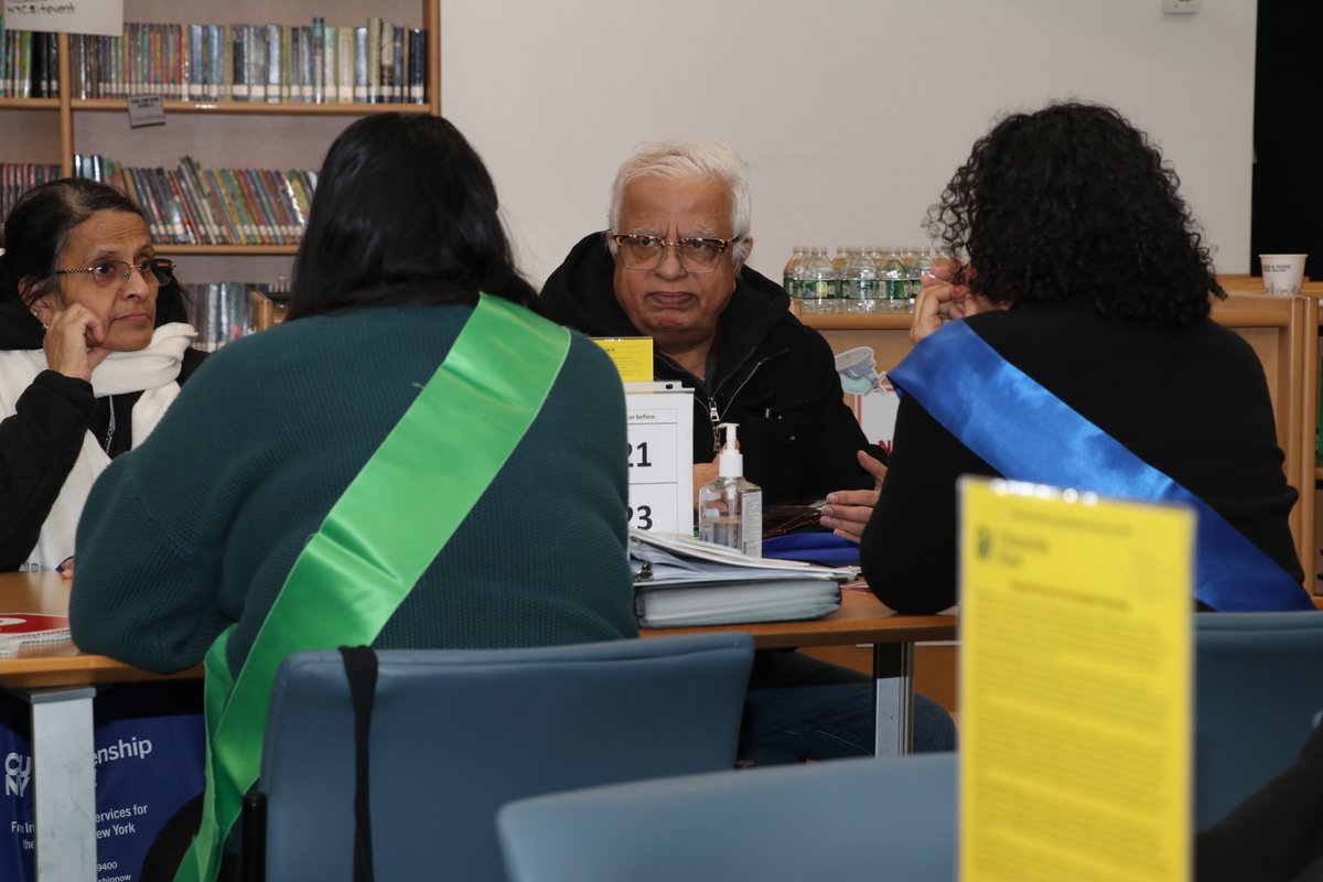 CUNYCitizenship's tweet photo. Close to 60 permanent residents came to our #citizenship event today. Thanks to our partners, NYC Council Members @CMBrooksPowers, @CMTyHankerson, @CMLindaLee, and Nantasha Williams for their support. https://t.co/5eftKDRo0c