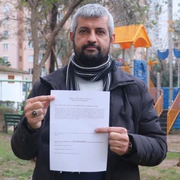 ozetgechaber's tweet photo. Antalya’da bir vatandaş, düğünlerde para saçılmasının ve iğneyle para takılmasının yasaklanmasını talep etti.

Gerekçe: Türk lirasının zarar görmemesi. https://t.co/WqAQ8OYBnW