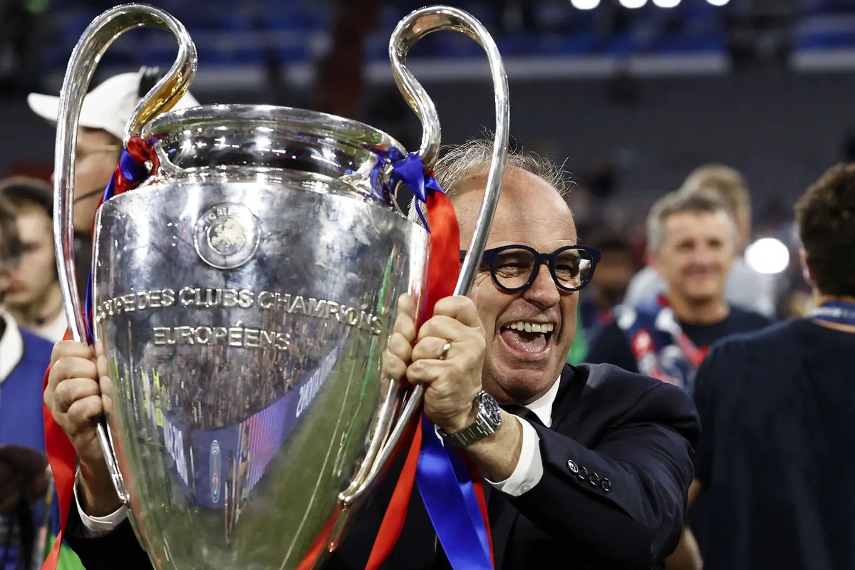 MegaPSG_'s tweet photo. 🎙️Luis Campos 🇵🇹:

« J'aimerais gagner au moins une autre Ligue des Champions avec le PSG ! » ❤️💙(@TF1Info) https://t.co/xOMADdg9uL
