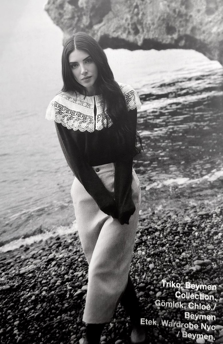 Bu güzellik şaka mı Deniz Baysal ne yiyip ne içiyorsun 🥵