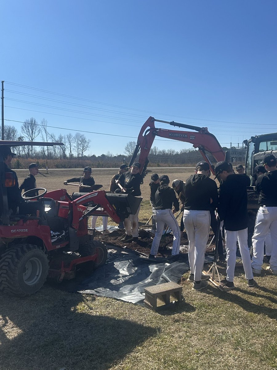 Joshua Decker tweet media