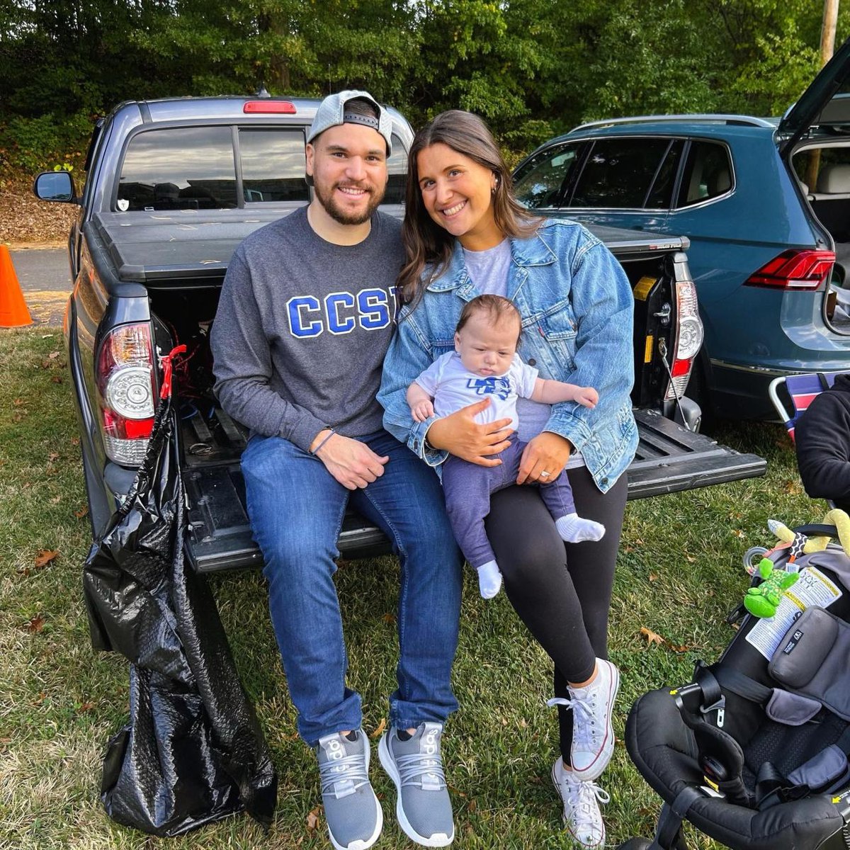 CCSU's tweet image. Valentine's Day is near! Did you meet your special someone at Central? Share your Blue Devil love story to be featured on our alumni page! 💙🔱

Submit🫶: form.jotform.com/80246144388964
Visit ccsu.edu/alumni/central… for more!

#WeAreCentral #GoBlueDevils #CCSUCouples #valentines