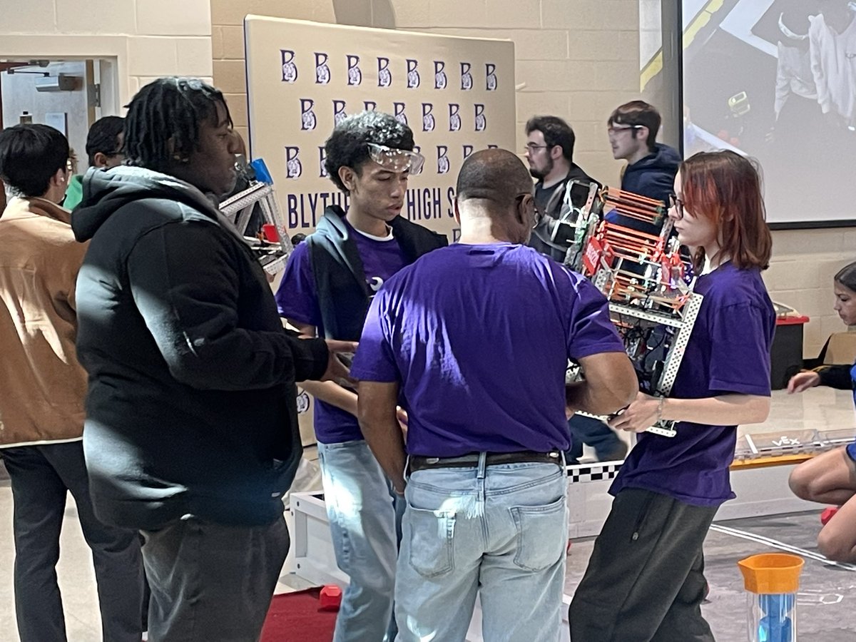 rvhs's tweet photo. Happening now: Bengal Bowl II 🤖

Our Ridge View Robotics Team is in action and competing with innovation, teamwork, and Blazer pride on full display! We’re cheering you on every step of the way. 💜🩶✨

#BlazerPride #RidgeViewRobotics #STEMinAction #TheView https://t.co/MzobMGxOea