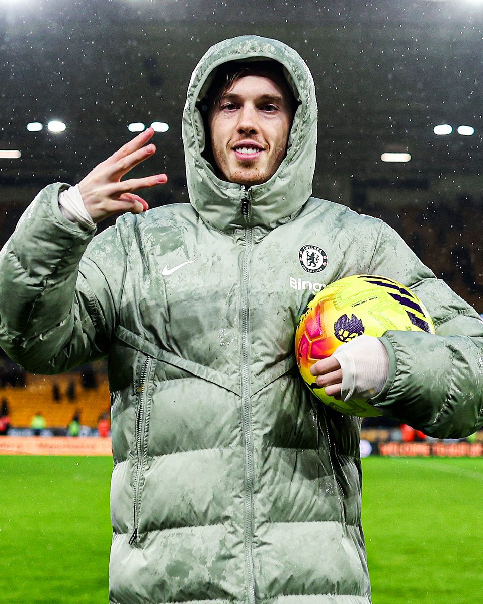 Cole Palmer has seven goal contributions in his last two visits to the Molineux Stadium in the Premier League😳

⚽️🅰️🅰️🅰️ vs Wolves (A) in 2024/25
⚽️⚽️⚽️ vs Wolves (A) in 2025/26

His hunting ground 🐺