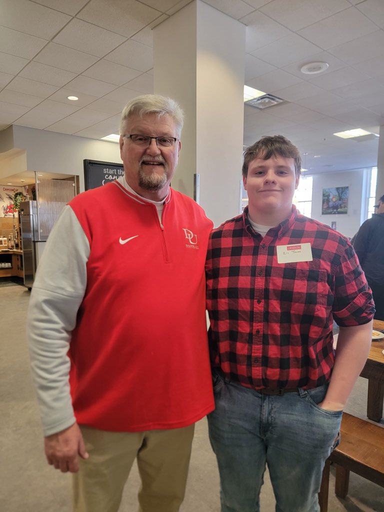 Eli Thim tweet media