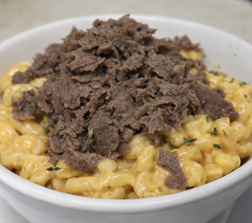 Hazys_Bar's tweet photo. You-Call-It Mac &amp; Cheese 🧀🔥
Start with our house mac &amp; cheese — then pick your player:

As-Is • Steak • Chicken • Chili

Finish it your way:
Cherry peppers • Bacon • Hot sauce drizzle

Comfort food. Your rules.
No wrong answers. https://t.co/Zd6E5wxg69