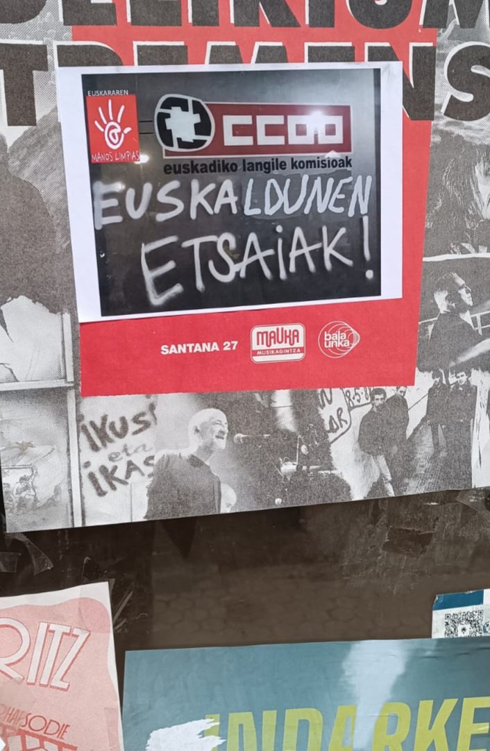 zergalari's tweet photo. Otra vez @EHEbizi (miembro de la dirección de @kontseilua) se dedica al señalamiento intimidatorio, tras sabotajes en varias sedes.

Betikoak, betiko gauzak egiten... https://t.co/s6CMNo8NbN