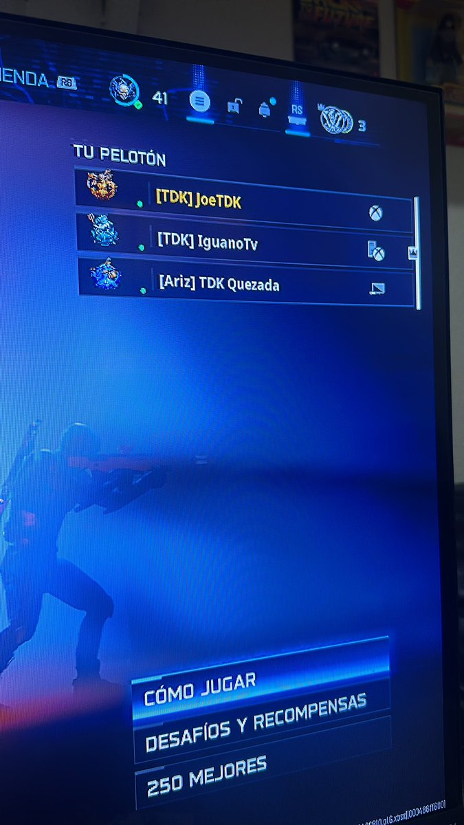 Grind Ranks 

Con mis niños! 
<a href="/IguanoTv/">Iguano_Tv</a> 
<a href="/QuezadaM_/">TDK Quezada</a>