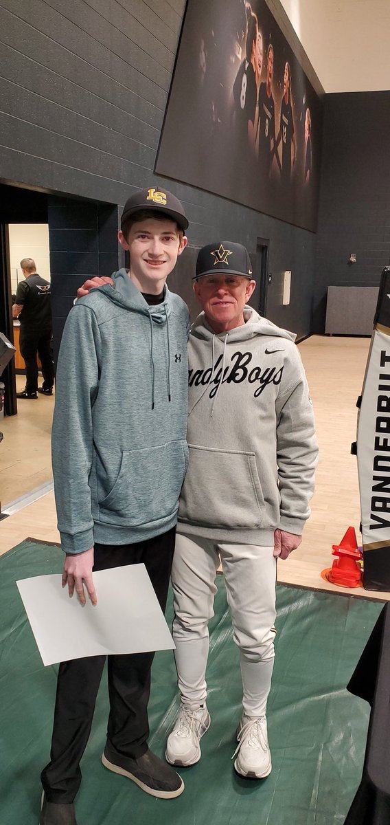 🦁david james⚓⬇ tweet media