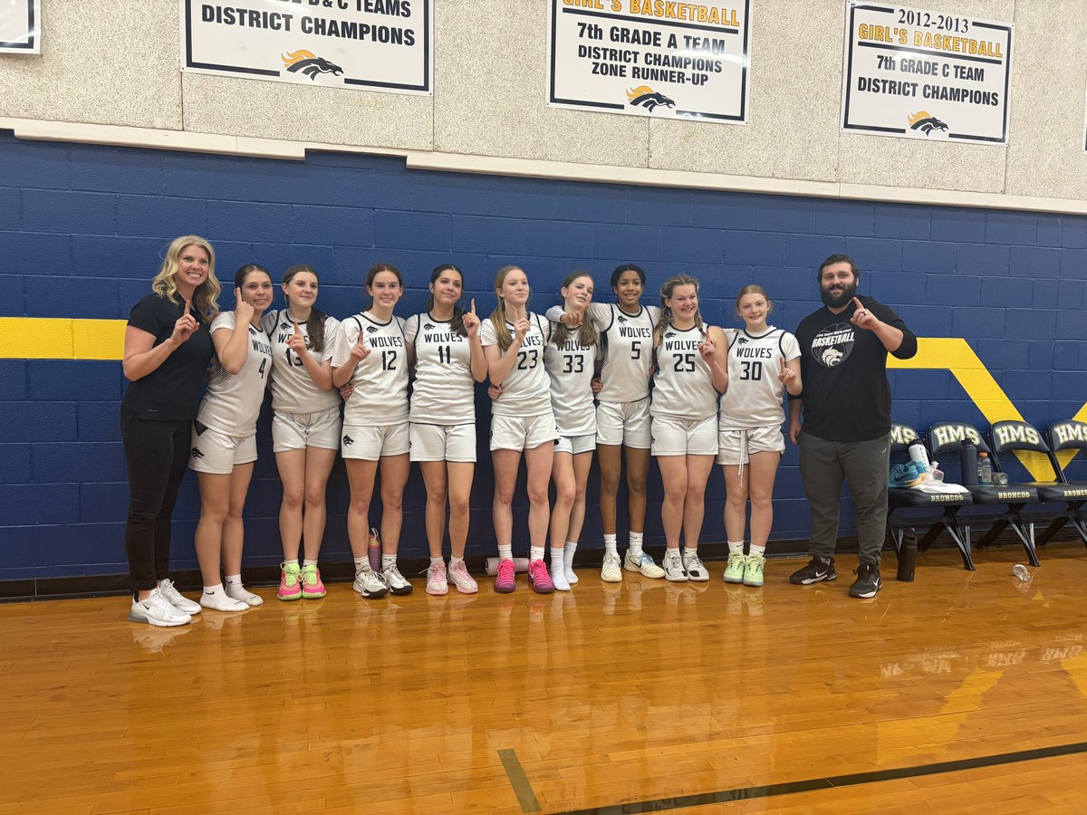 Wolves Girls’ Athletics tweet media