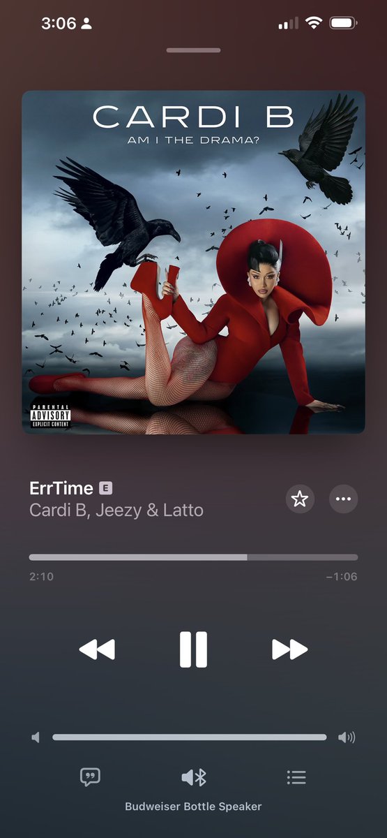 ThatBossCrisp's tweet photo. @RandyOrton 

Saw something you like listening to female rappers while working out. I hope this on your playlist too brother 🔥 https://t.co/ibdMD3KMfM