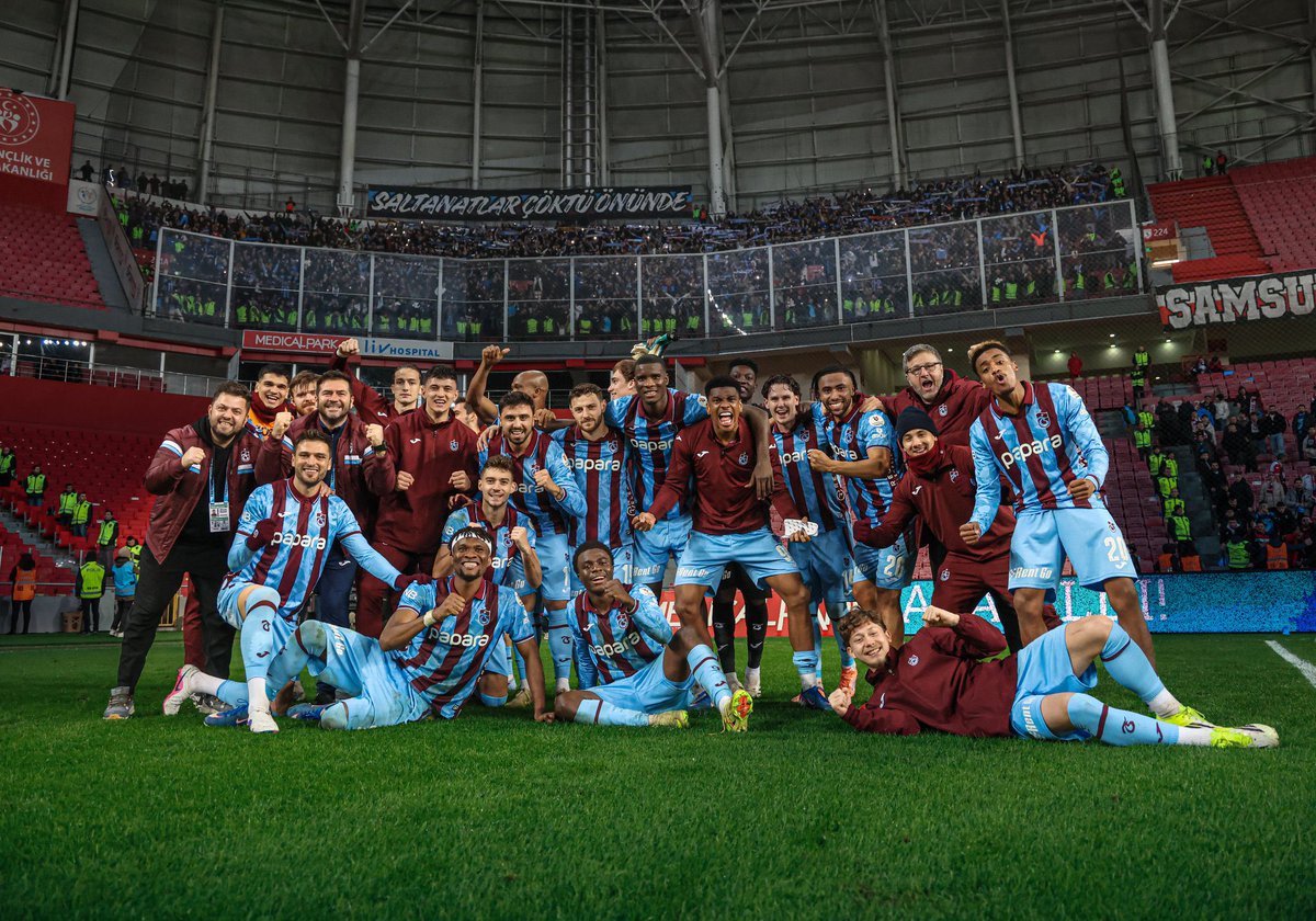 DAHA GÜÇLÜ BİR TRABZONSPOR İÇİN TRABZONSPORLU TAKİPLEŞME TWEETİ!

🟥 Tweeti beğen ve yeniden gönder.
🟦 Yorum at.
🟥 Yorum atan kişileri takip et.
🟦 Takip edilen de takibe geri dönsün.