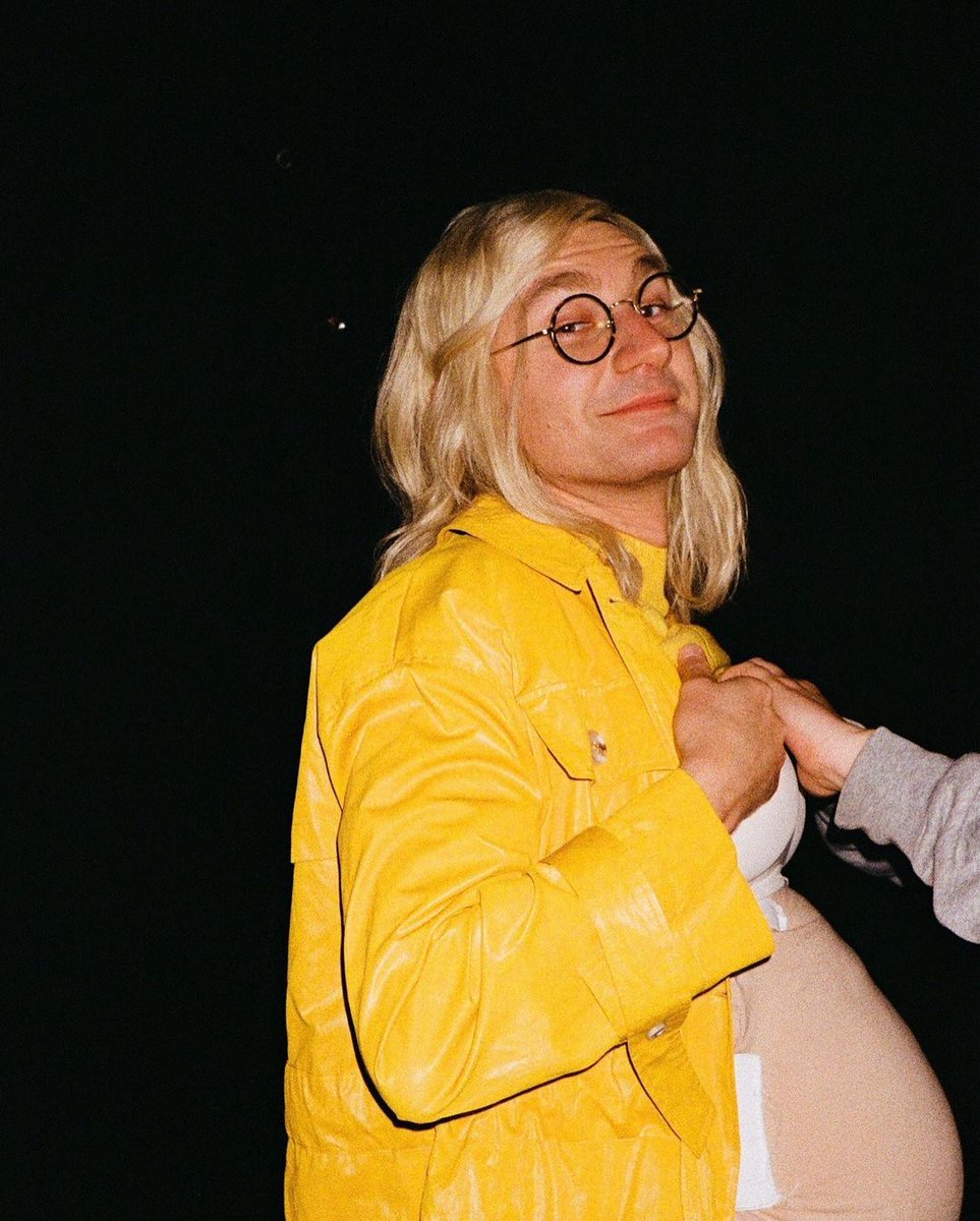 GAEveryHour's tweet image. 