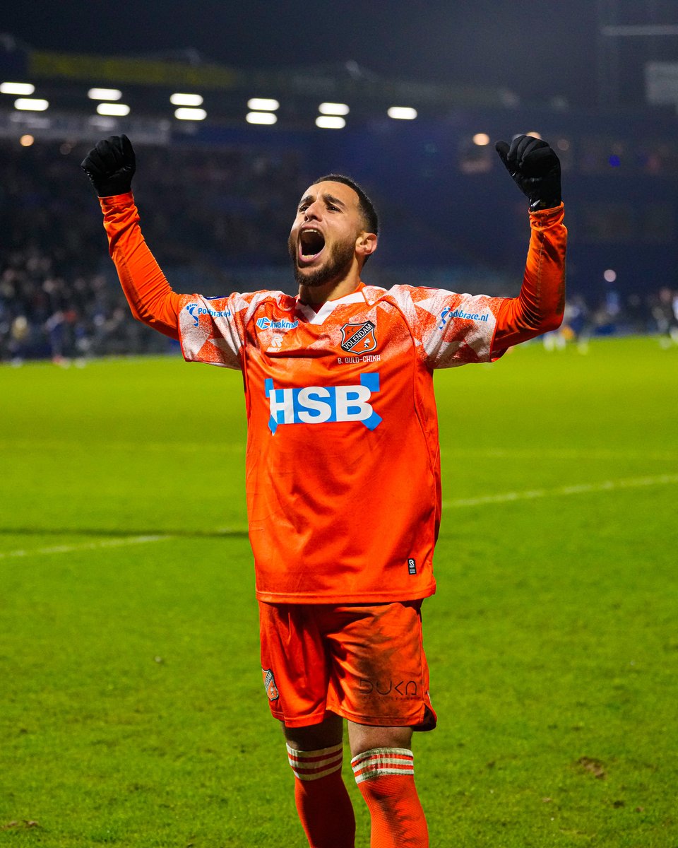 fcvolendam's tweet photo. 🔵⚪ ✘ 🟠⚪
🥳 Een 𝑯𝑬𝑬𝑹𝑳𝑰𝑱𝑲 feestgedruis!
#PECVOL | #WêiBinneVòlledam https://t.co/nr941Xe4Fh