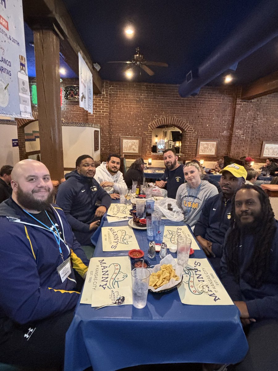 Taylor Calvert tweet media