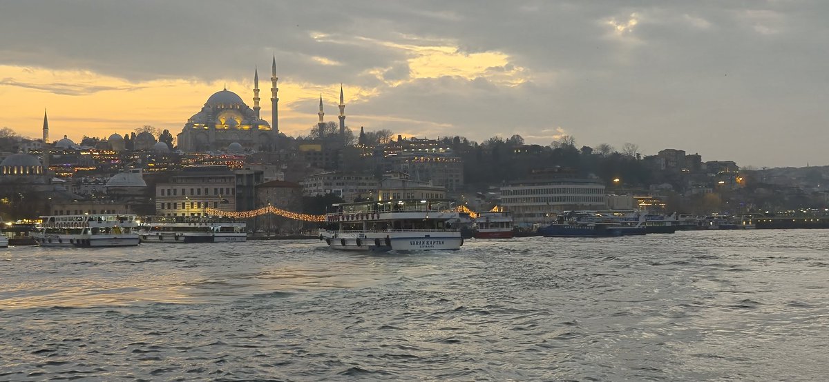 KaraSal5's tweet photo. Şehirlerin en zarifi. https://t.co/t7tWrdiUUg