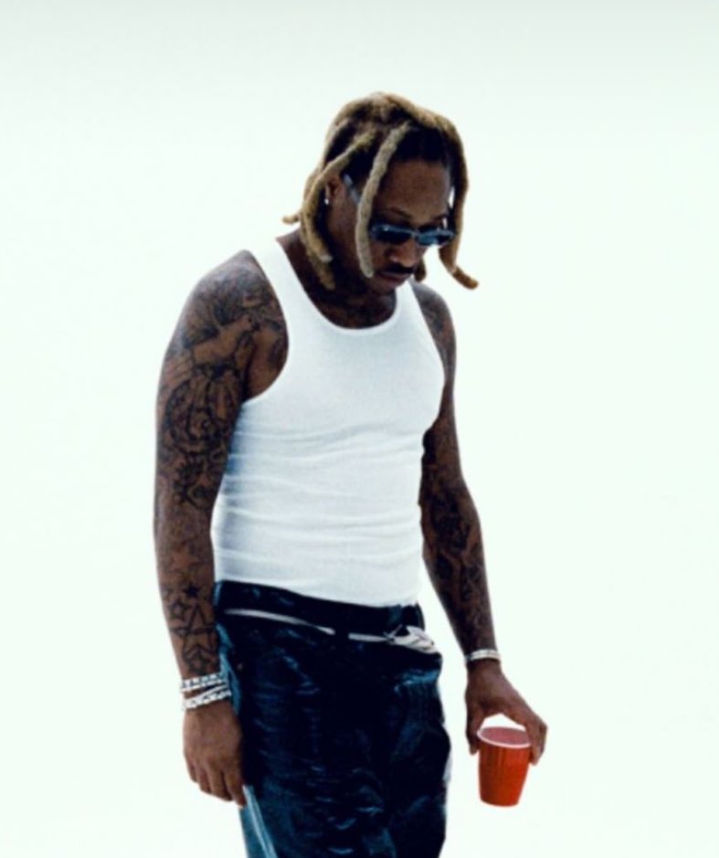 "SAY LESS 🦅"

— Future after he was asked to drop his album 👀