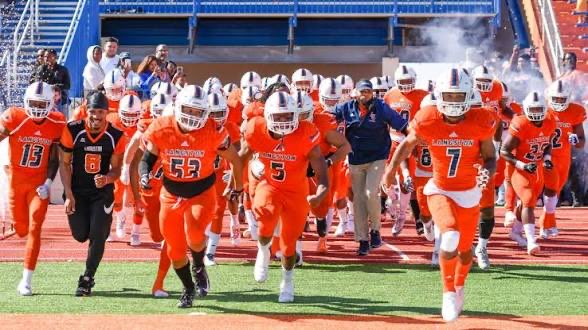 #AGTG Blessed to be offer by Langston University 🧡💙<a href="/CoachSerg40/">Coach Serg</a> <a href="/CoachCJ_Johnson/">Coach CJ Johnson</a> <a href="/CoachWood_HCC/">Marcus Wood Sr.</a>
