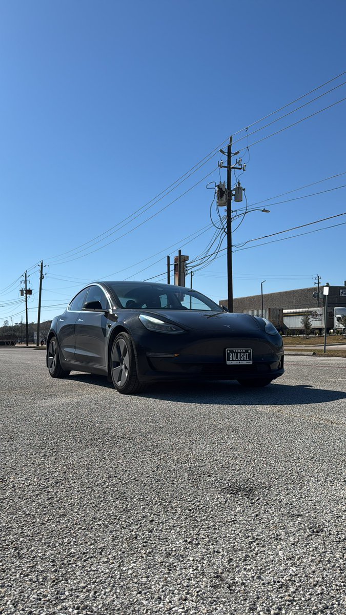 nasser320's tweet photo. @elonmusk Mr. Elon Musk I would like to Thank you for your innovative Tesla motor me and my family love it. Thank You 😊 https://t.co/LnS3Z2IVZI