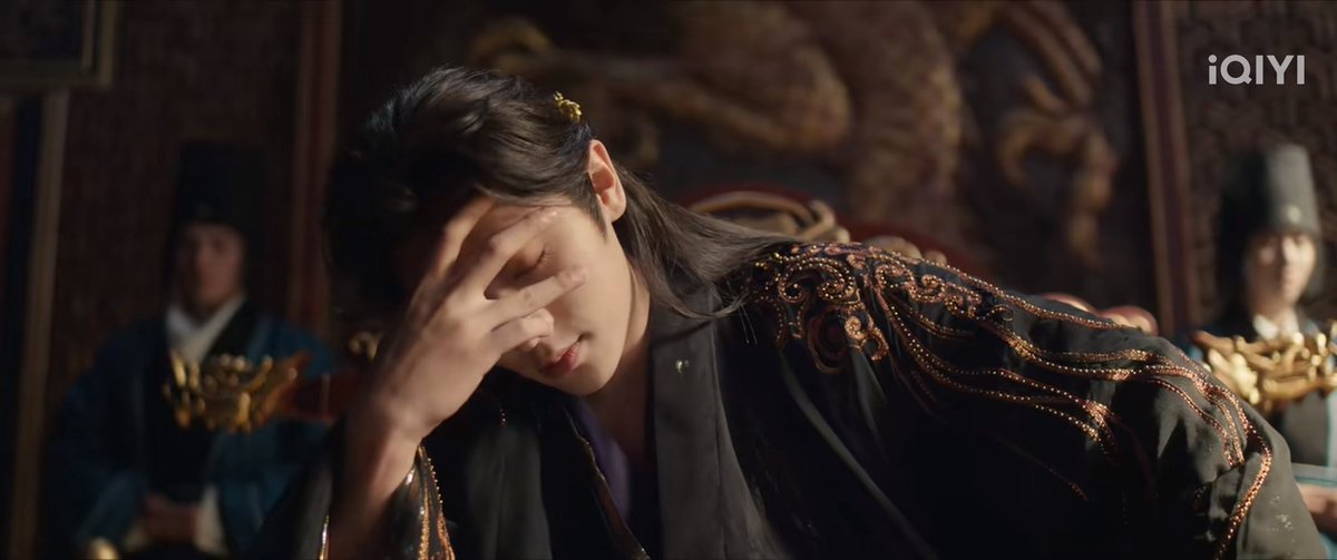 Vanilla_TEQROse's tweet image. ที่มาของคำว่าหล่อมาก หล่อจนจะบ้า หล่อจนอยากจะบวชให้ อีเต้คือไม่ได้แสดงละพี่อันนี้คือทรราชจิง ทรราชของแท้ ฮีนอนว่าราชการขนาดนี้แต่ยังมีอำนาจกับน่าเกรงขาม ทรงนี้ยอมแค่เธอส่วนพวกมึงเดี้ยวเจอกันมาก อยากกราบสัก3 รอบ อวยยศ 200 บรรทัดก็ไม่พอ #ทะลุมิติตะลุยวังหลวง