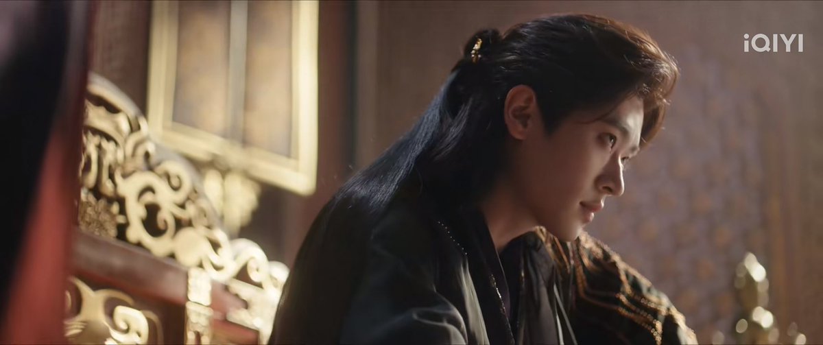 Vanilla_TEQROse's tweet image. ที่มาของคำว่าหล่อมาก หล่อจนจะบ้า หล่อจนอยากจะบวชให้ อีเต้คือไม่ได้แสดงละพี่อันนี้คือทรราชจิง ทรราชของแท้ ฮีนอนว่าราชการขนาดนี้แต่ยังมีอำนาจกับน่าเกรงขาม ทรงนี้ยอมแค่เธอส่วนพวกมึงเดี้ยวเจอกันมาก อยากกราบสัก3 รอบ อวยยศ 200 บรรทัดก็ไม่พอ #ทะลุมิติตะลุยวังหลวง