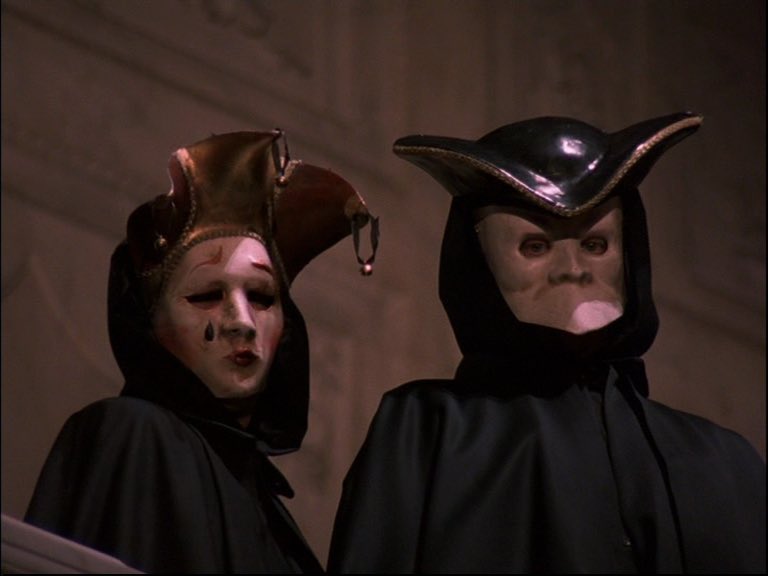 pusholder's tweet photo. Epstein dosyalarının ortaya çıkmasının ardından Stanley Kubrick'in 'Eyes Wide Shut' filmi, Türkiye'de en çok izlenen filmler arasına girdi. https://t.co/tRLLJMnJDy