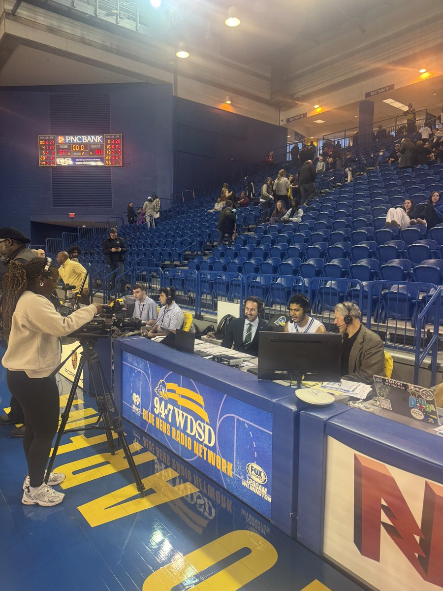 Justyn Fernandez (<a href="/JustynFernande4/">Justyn Fernandez</a>)📊 in today’s 89-88 overtime win for <a href="/DelawareMBB/">Delaware Men’s Basketball</a>

27 points (T-career high)
8 rebounds (career high)
4 assists
3 steals
5-9 (55.5%) 3PT
8-8 (100%) FT