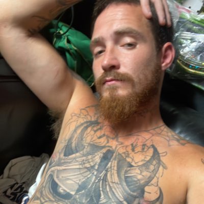 flightrisk_9599's tweet photo. #NewProfilePic https://t.co/3LYJ3j91Qz