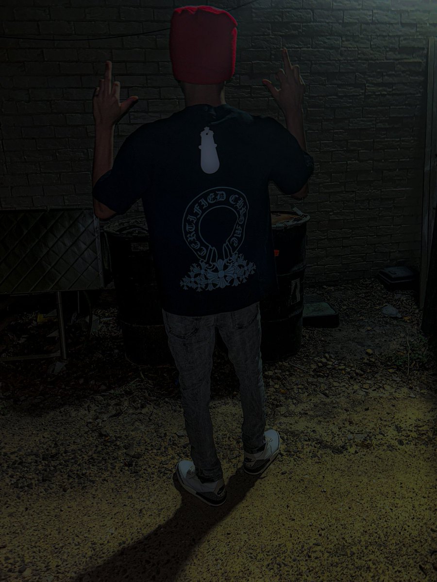 Therealonek tweet media